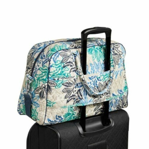 NWT Vera Bradley Weekender - Santiago - Picture 4 of 8